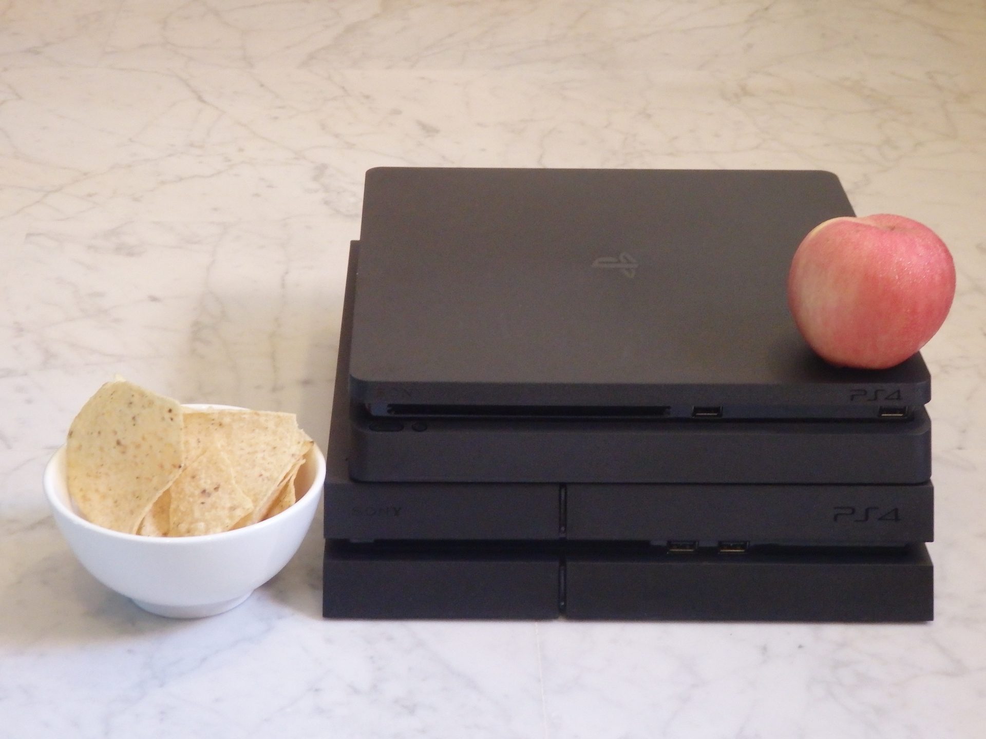 Hands On The Slimmer PlayStation 4 Techgoondu