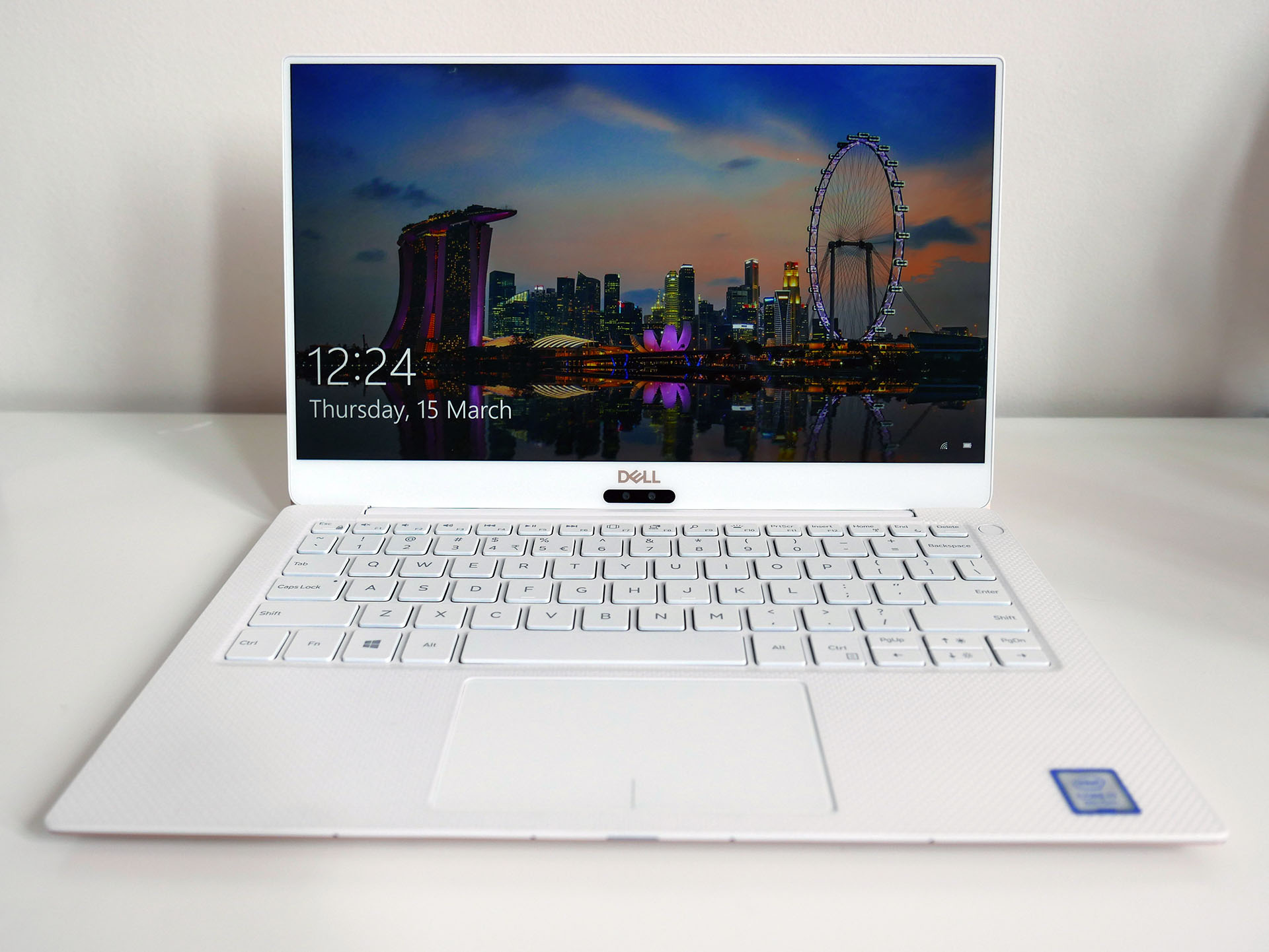 Goondu review: Dell XPS 13 scores again with sleek yet rugged design ...