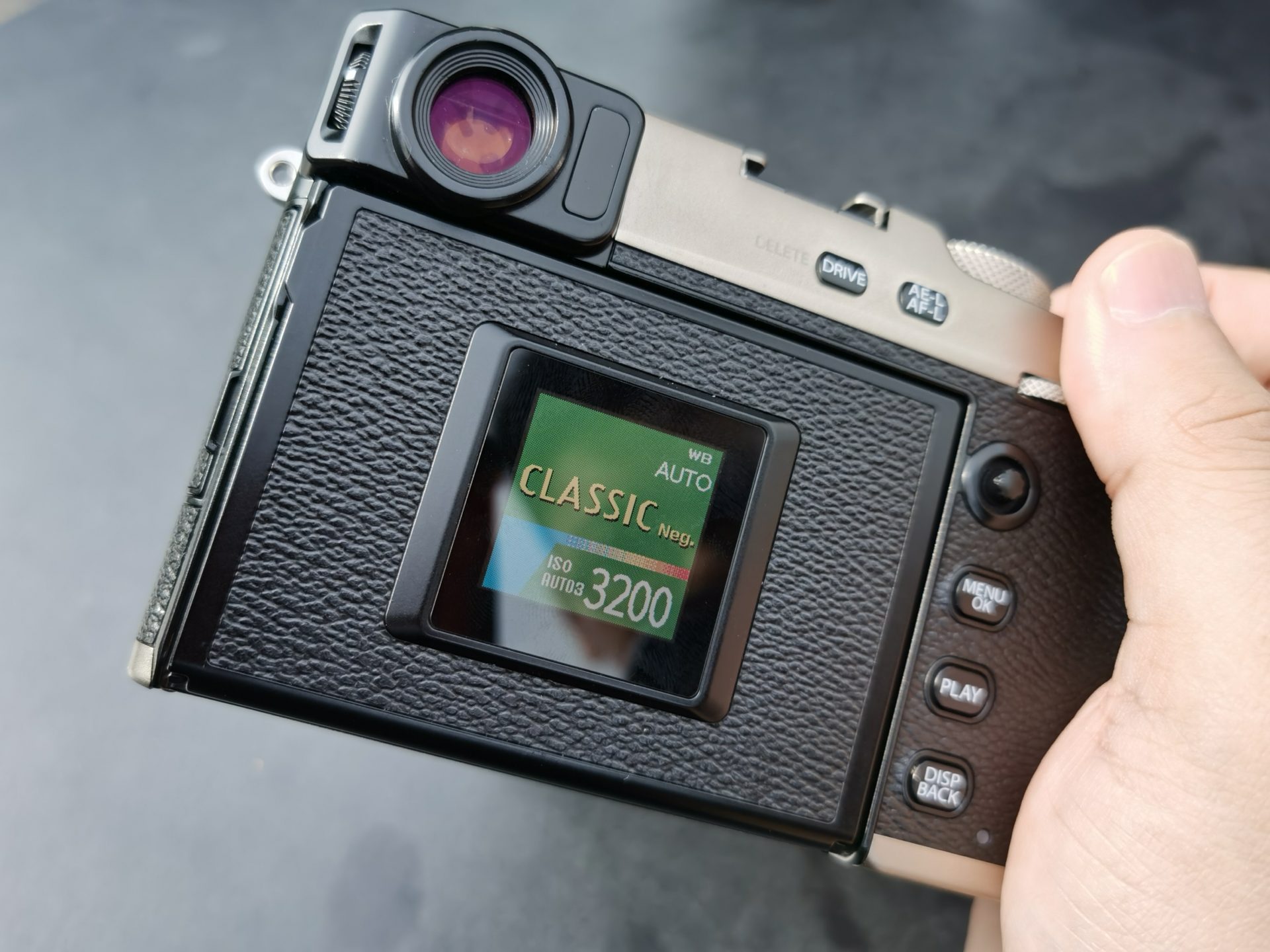 Hands on: Fujifilm X-Pro3 - Techgoondu