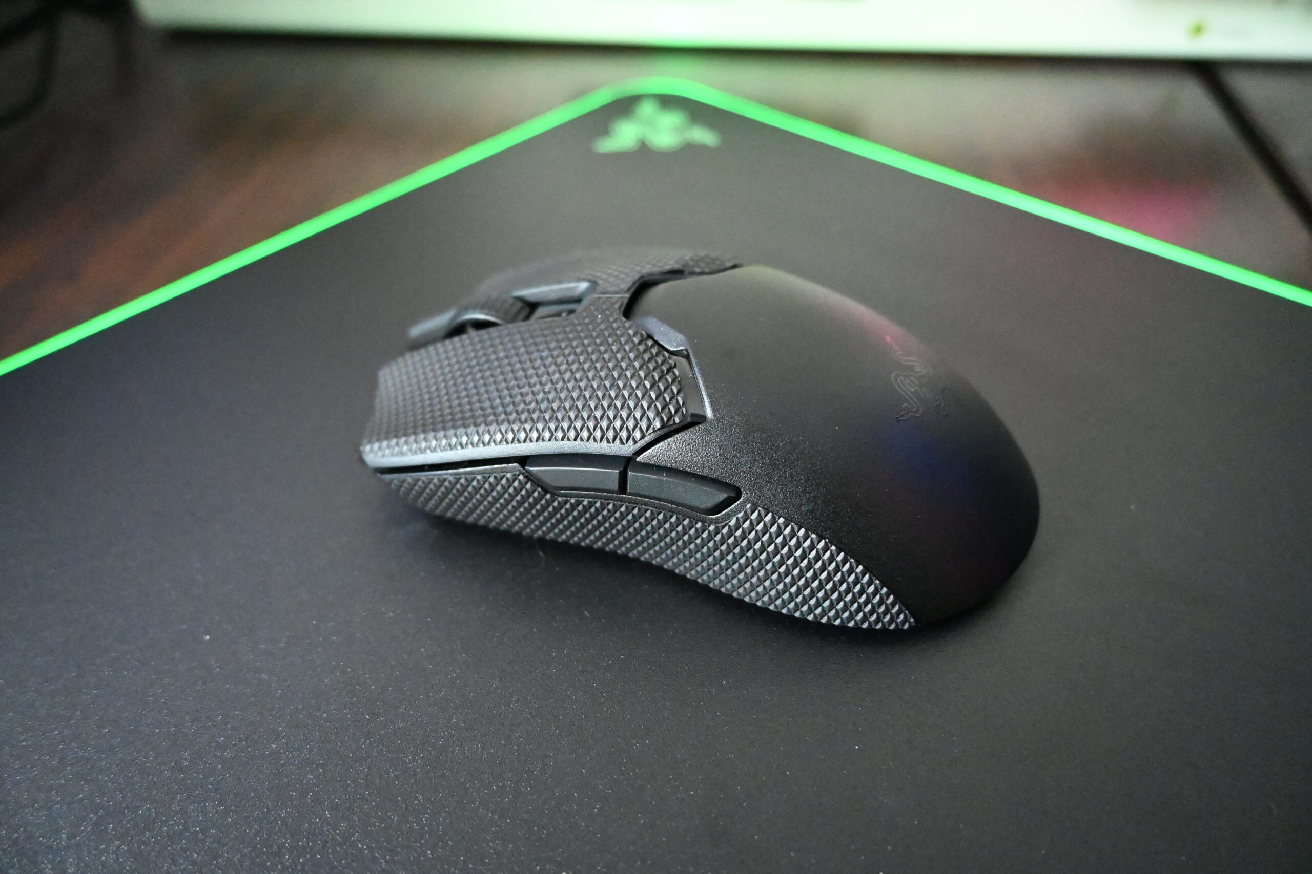 You've Never Wielded a Mouse as Lightweight as Razer's Viper V2 Pro