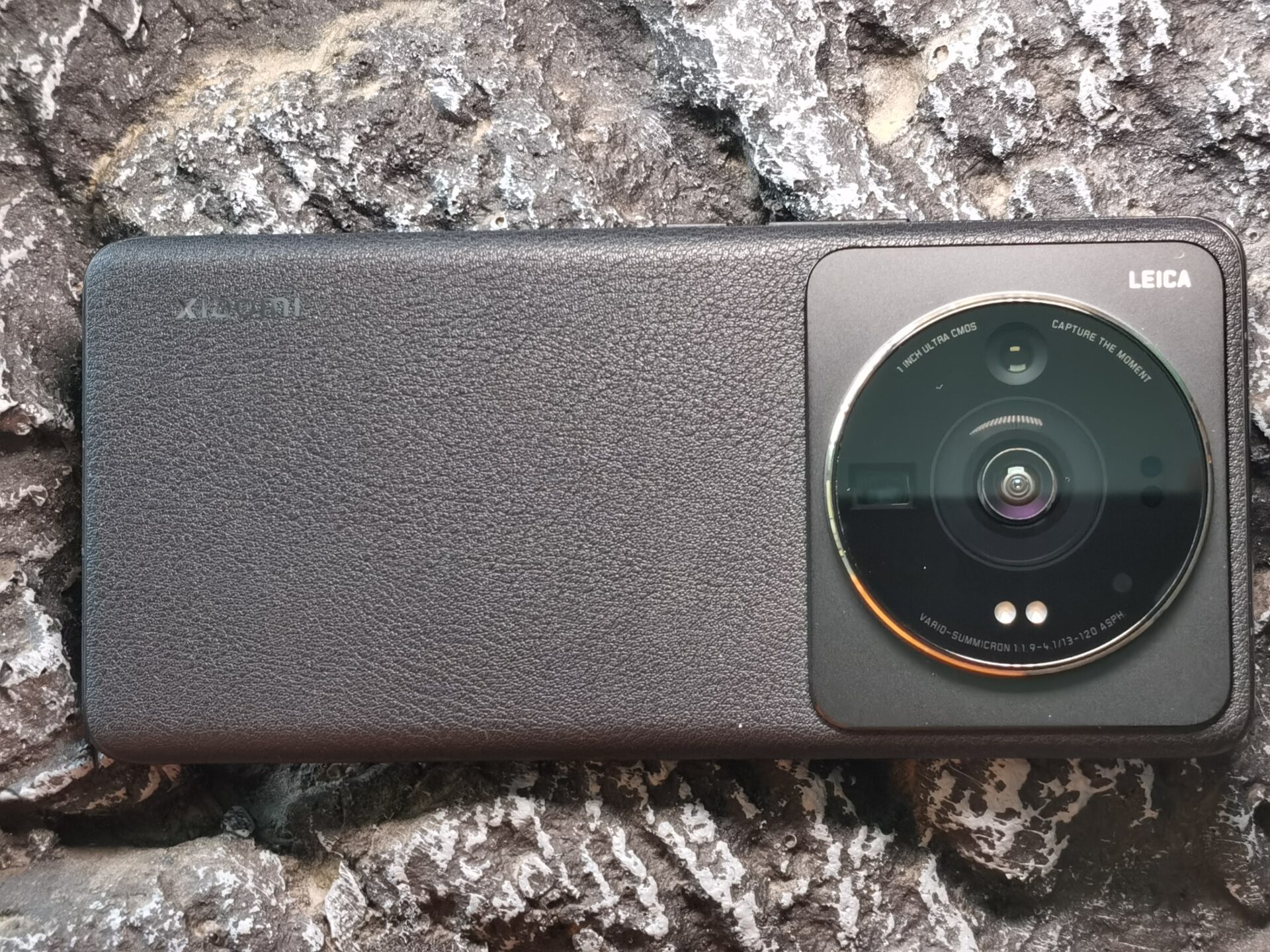 Xiaomi 12S Ultra review: 5G smartphone with huge Leica camera
